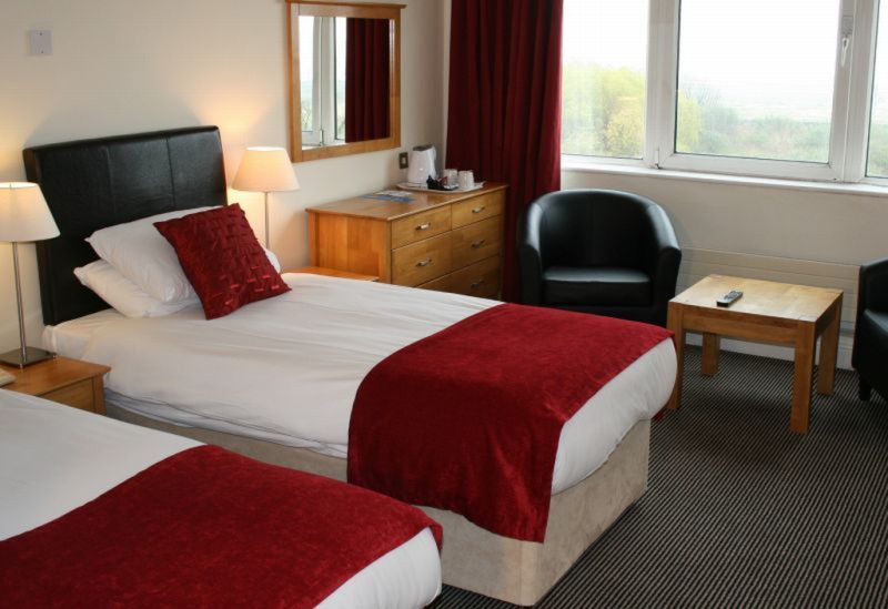 Maldron Hotel Merrion Road ダブリン エクステリア 写真