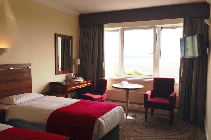 Maldron Hotel Merrion Road ダブリン エクステリア 写真