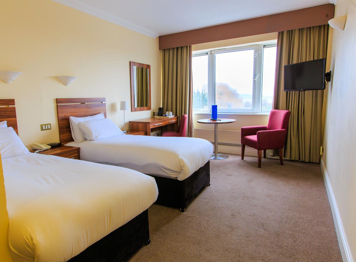 Maldron Hotel Merrion Road ダブリン エクステリア 写真