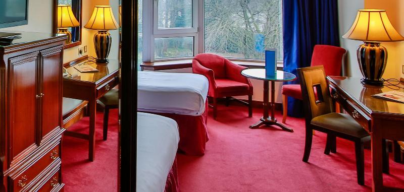 Maldron Hotel Merrion Road ダブリン エクステリア 写真